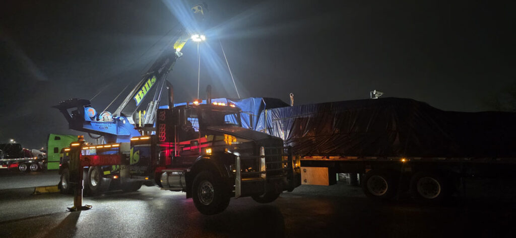 Heavy Duty Rotator Wrecker at night recovery